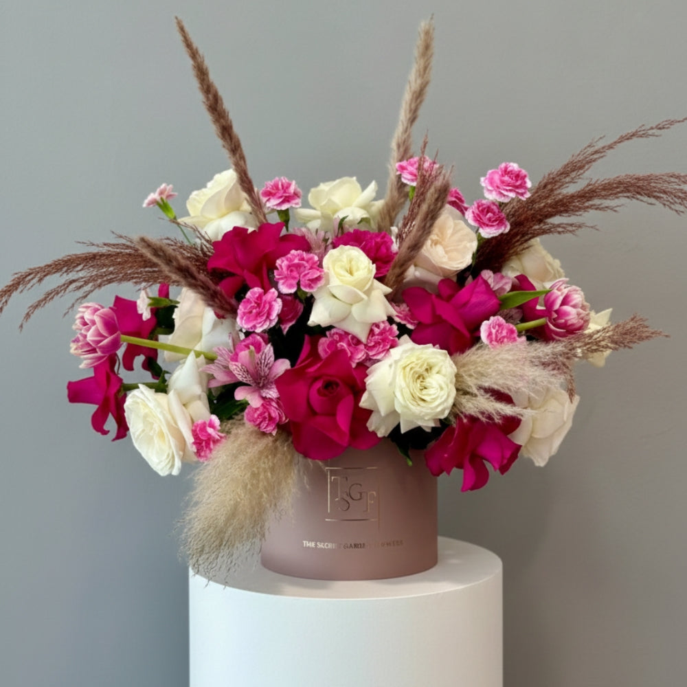 Camellia Pampas Bloom Box