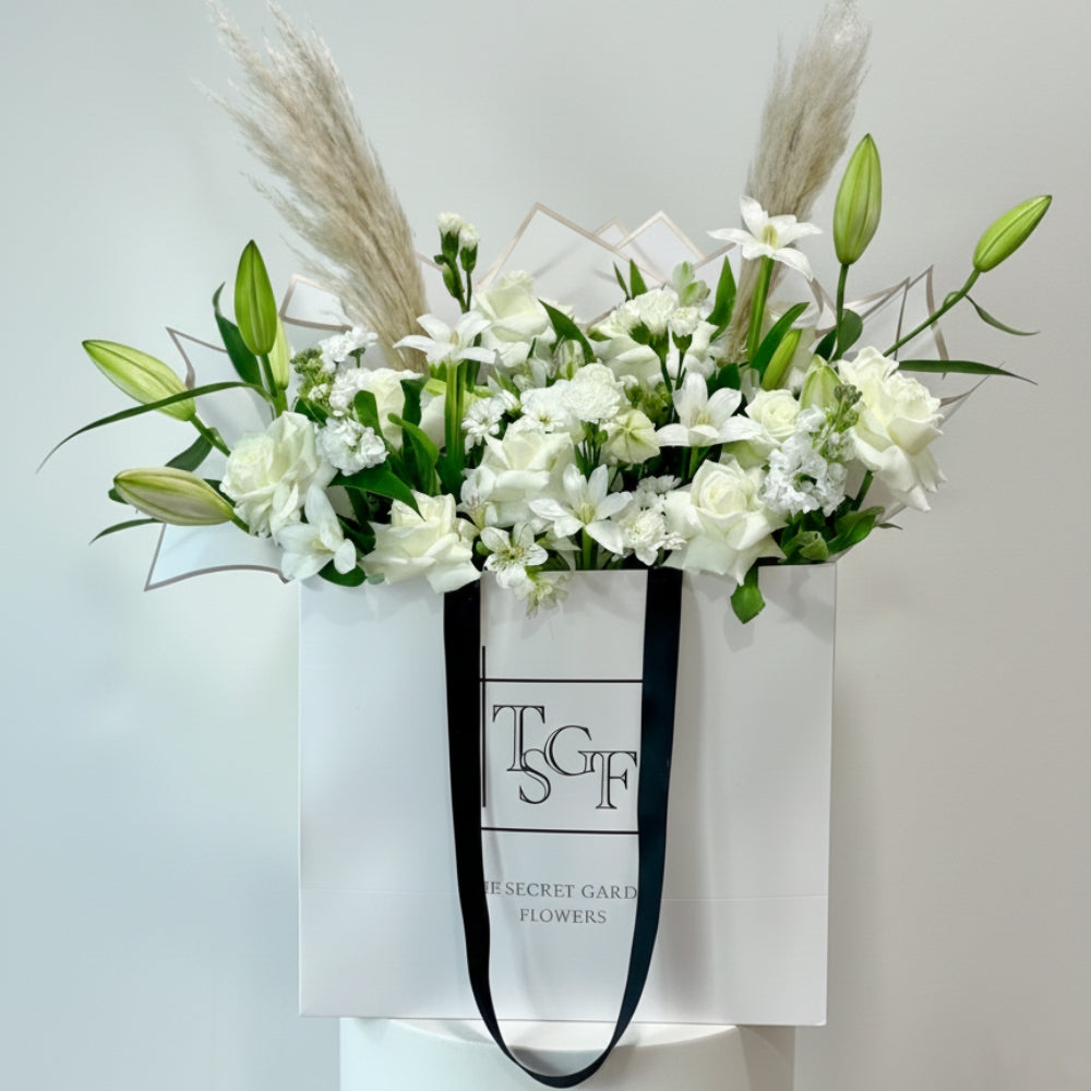 Ivory Pampas Large Flower Bag