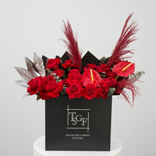 Rouge Luxe Large Flower Bag