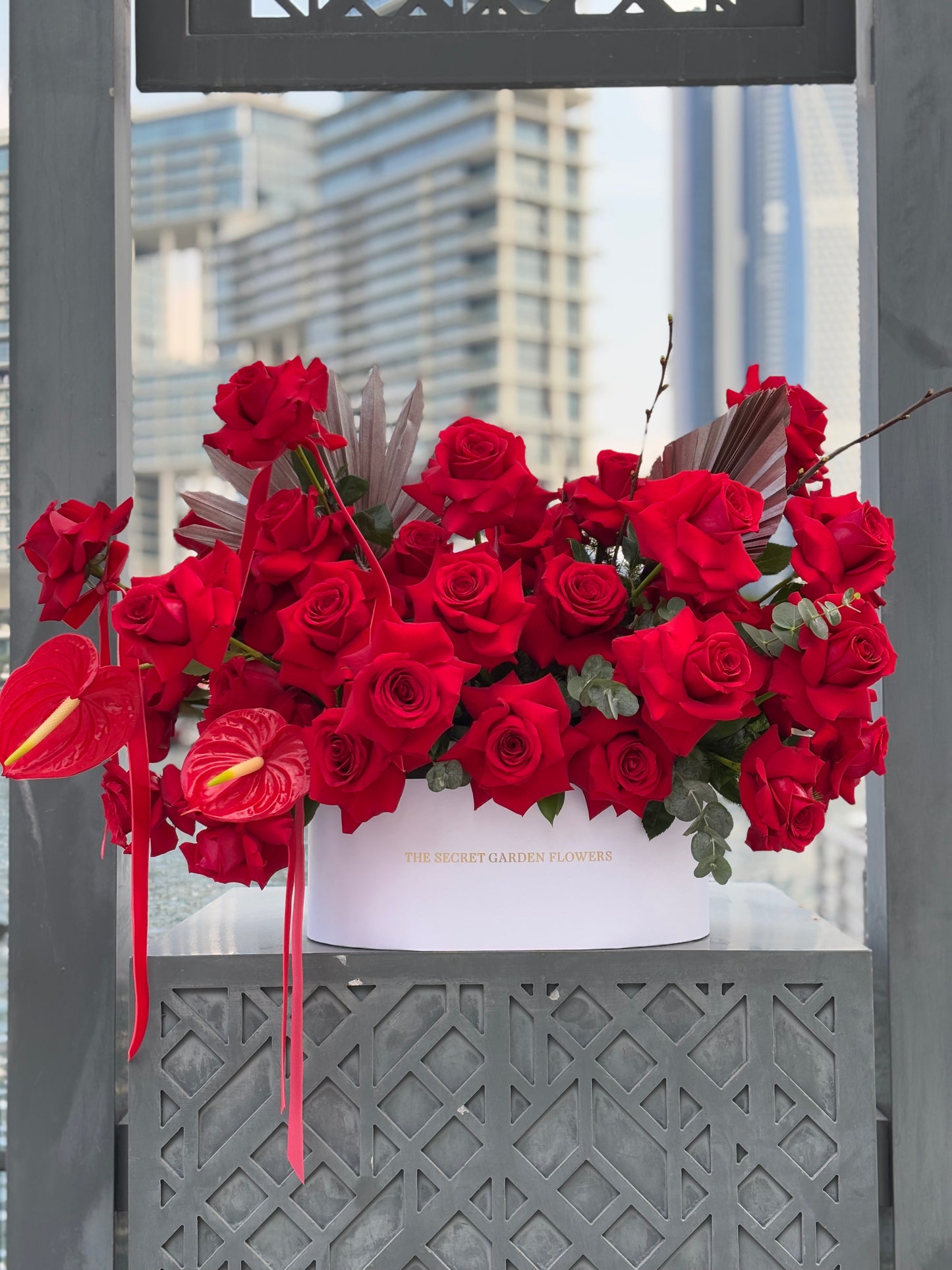 RED ELEGANCE